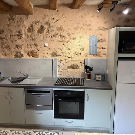 Indépendante Dans Notre Cour Casa vacanze *