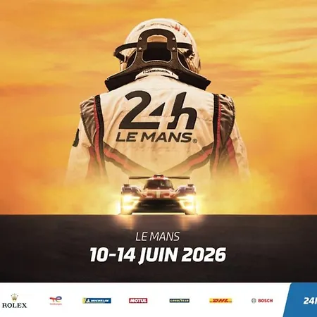 Independante Dans Notre Cour *