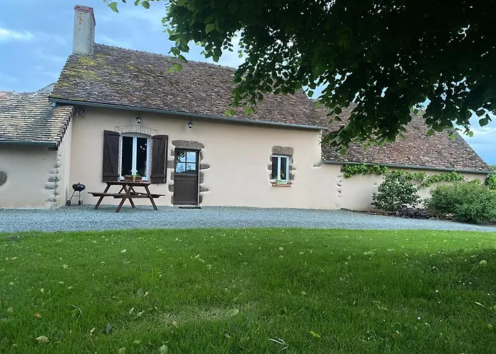 Dom wakacyjny Independante Dans Notre Cour *