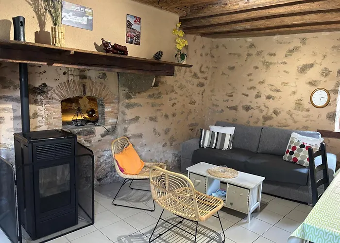 Independante Dans Notre Cour Dom wakacyjny Sainte-Jamme-sur-Sarthe